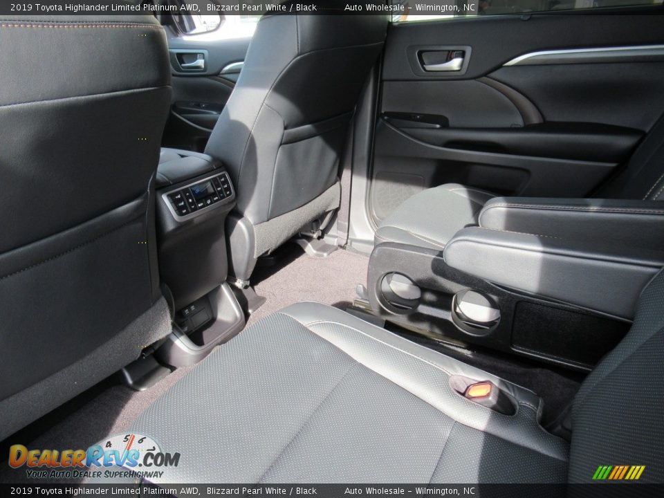 2019 Toyota Highlander Limited Platinum AWD Blizzard Pearl White / Black Photo #10