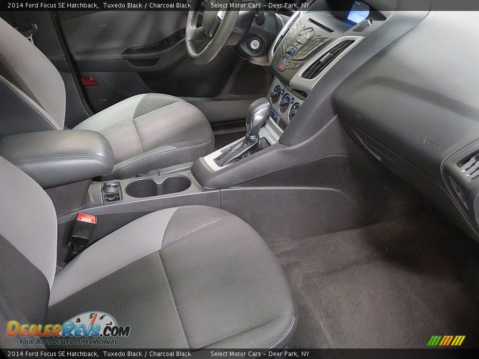 2014 Ford Focus SE Hatchback Tuxedo Black / Charcoal Black Photo #13