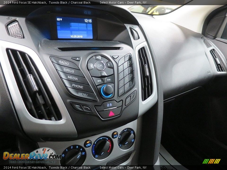 2014 Ford Focus SE Hatchback Tuxedo Black / Charcoal Black Photo #19