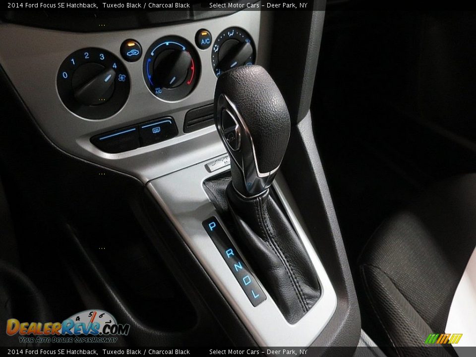 2014 Ford Focus SE Hatchback Tuxedo Black / Charcoal Black Photo #20
