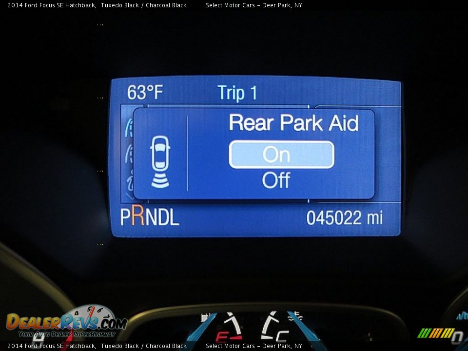 2014 Ford Focus SE Hatchback Tuxedo Black / Charcoal Black Photo #21