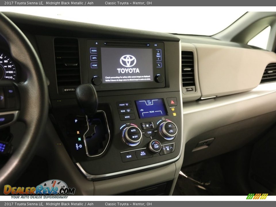 2017 Toyota Sienna LE Midnight Black Metallic / Ash Photo #9