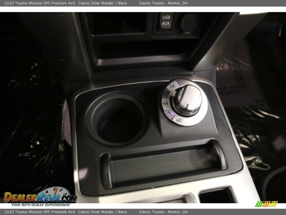 2016 Toyota 4Runner SR5 Premium 4x4 Classic Silver Metallic / Black Photo #16