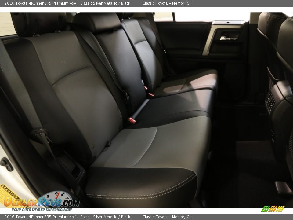 2016 Toyota 4Runner SR5 Premium 4x4 Classic Silver Metallic / Black Photo #18