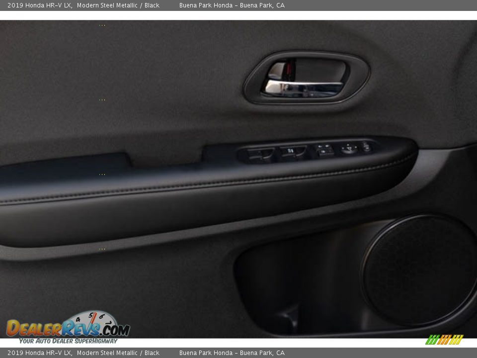 2019 Honda HR-V LX Modern Steel Metallic / Black Photo #30