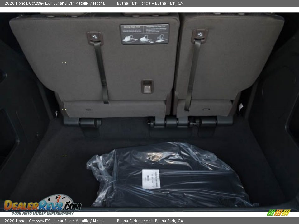 2020 Honda Odyssey EX Lunar Silver Metallic / Mocha Photo #14
