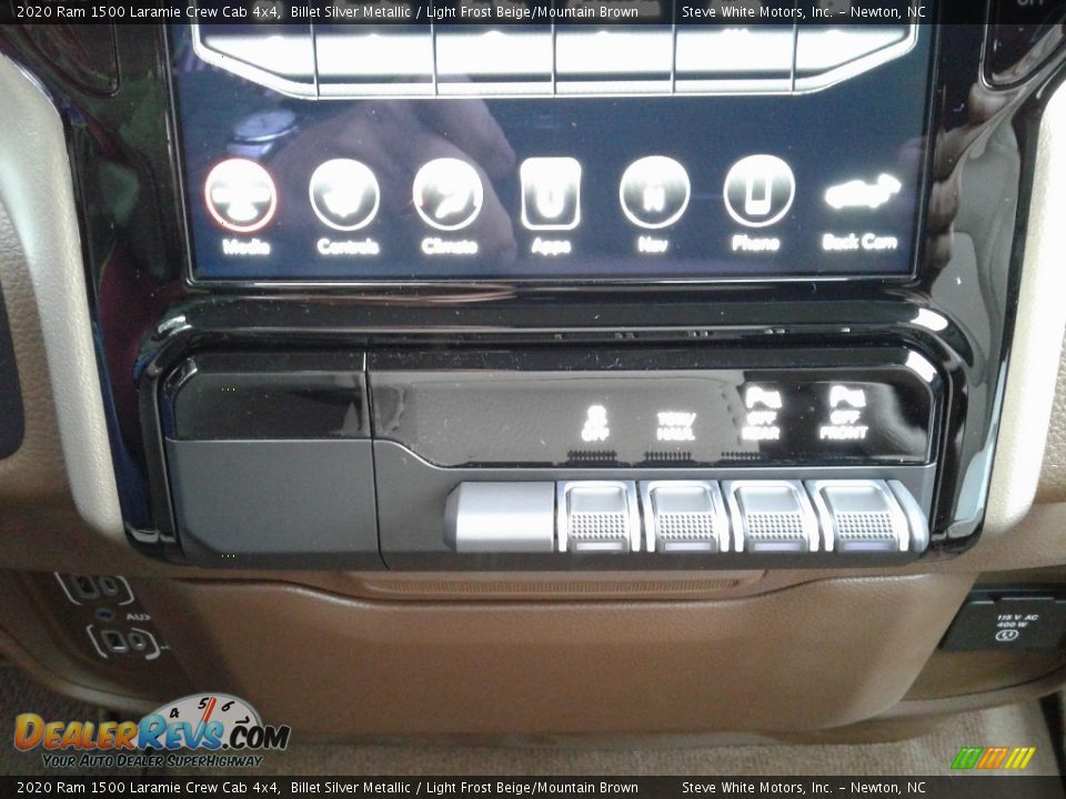 2020 Ram 1500 Laramie Crew Cab 4x4 Billet Silver Metallic / Light Frost Beige/Mountain Brown Photo #30