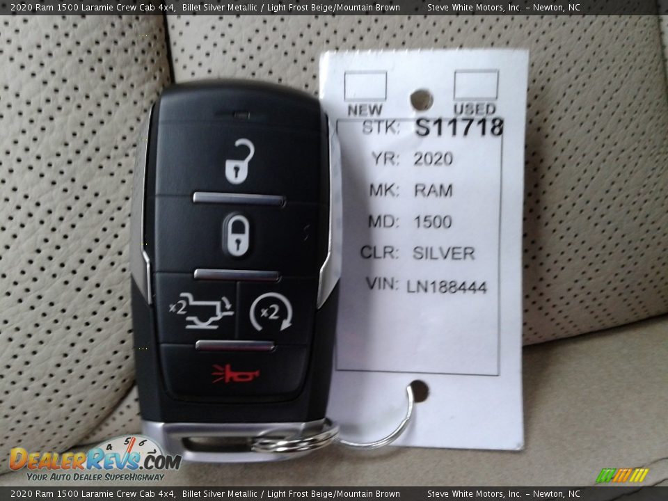 Keys of 2020 Ram 1500 Laramie Crew Cab 4x4 Photo #33