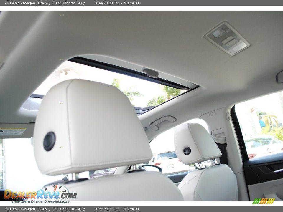 2019 Volkswagen Jetta SE Black / Storm Gray Photo #12