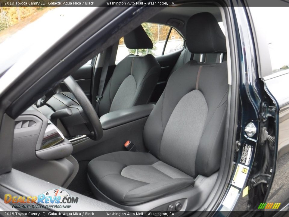 2018 Toyota Camry LE Galactic Aqua Mica / Black Photo #11