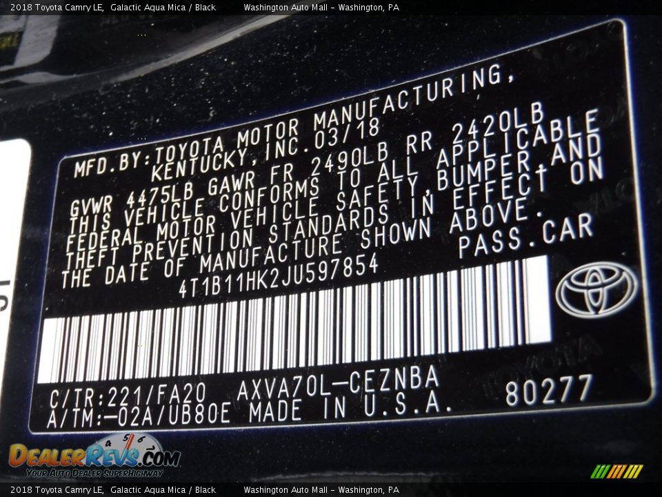 2018 Toyota Camry LE Galactic Aqua Mica / Black Photo #24