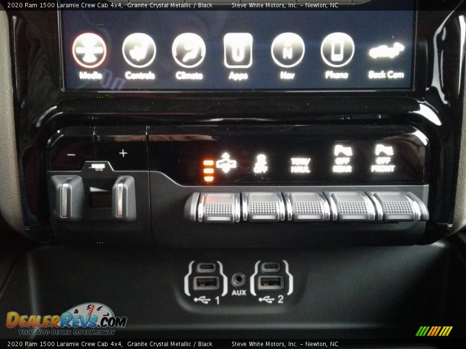 2020 Ram 1500 Laramie Crew Cab 4x4 Granite Crystal Metallic / Black Photo #32