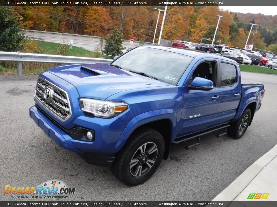 2017 Toyota Tacoma TRD Sport Double Cab 4x4 Blazing Blue Pearl / TRD Graphite Photo #7