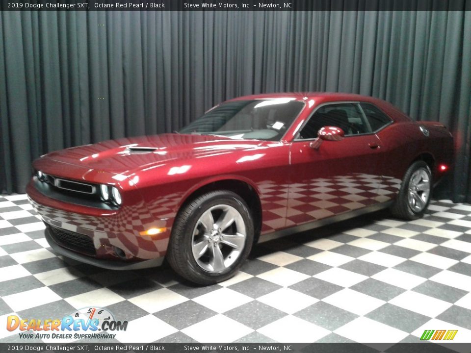 2019 Dodge Challenger SXT Octane Red Pearl / Black Photo #2