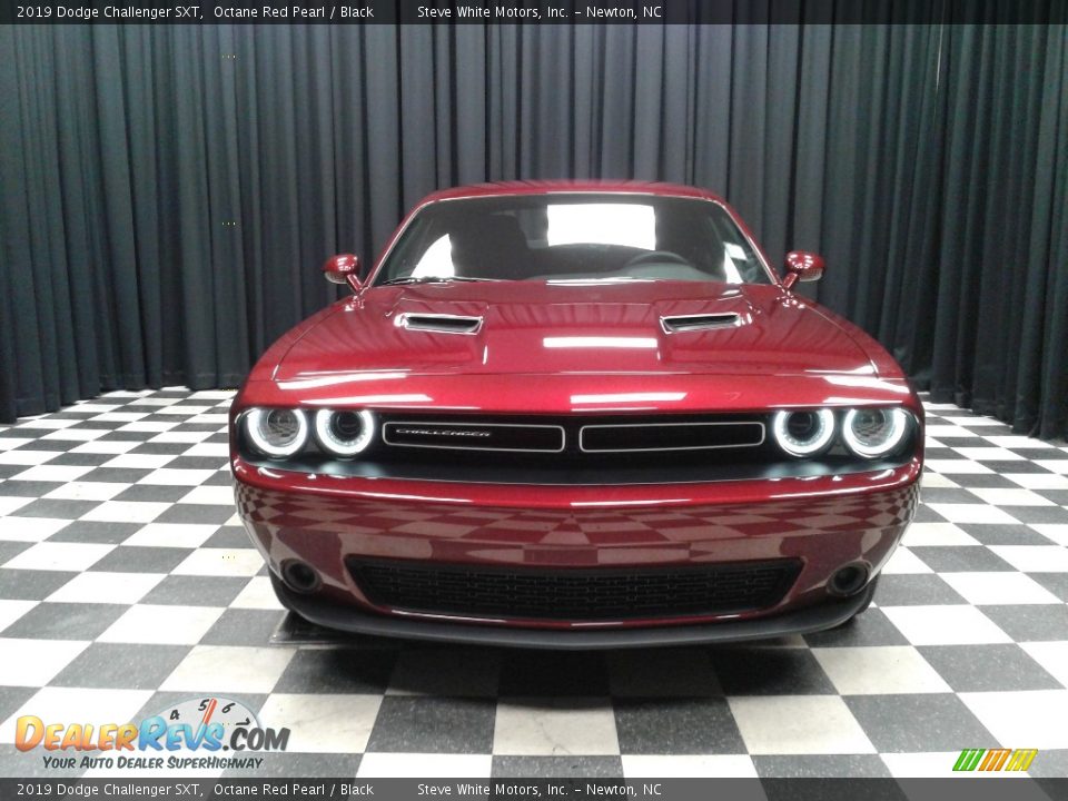 2019 Dodge Challenger SXT Octane Red Pearl / Black Photo #3