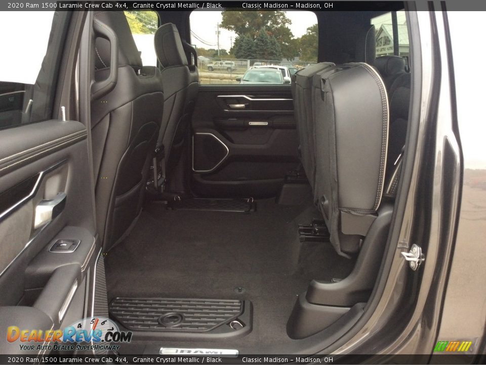 2020 Ram 1500 Laramie Crew Cab 4x4 Granite Crystal Metallic / Black Photo #18