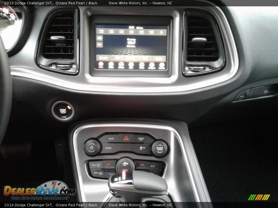 2019 Dodge Challenger SXT Octane Red Pearl / Black Photo #19
