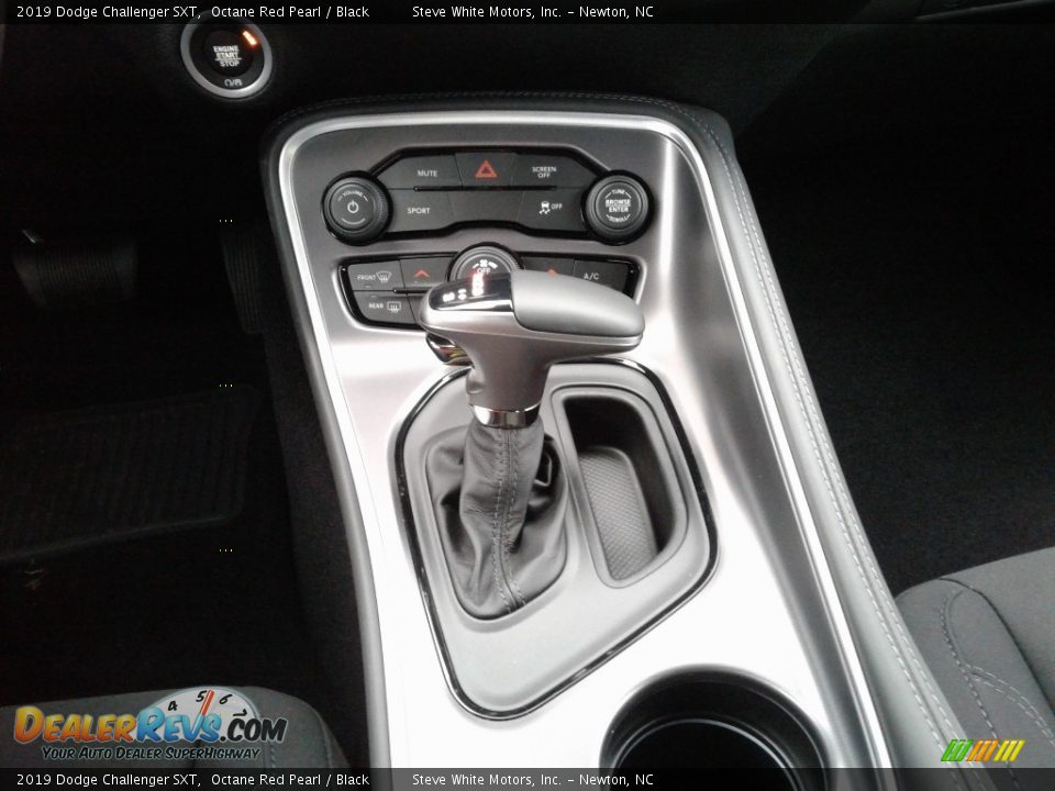 2019 Dodge Challenger SXT Octane Red Pearl / Black Photo #25