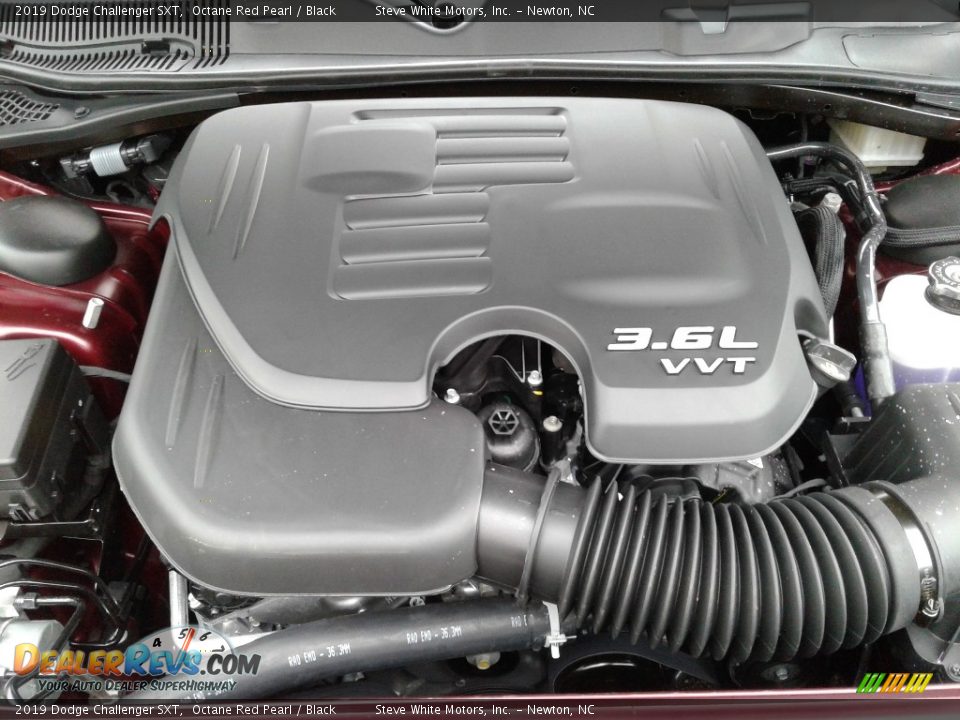 2019 Dodge Challenger SXT Octane Red Pearl / Black Photo #29