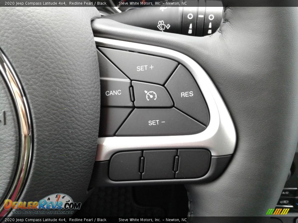 2020 Jeep Compass Latitude 4x4 Redline Pearl / Black Photo #17