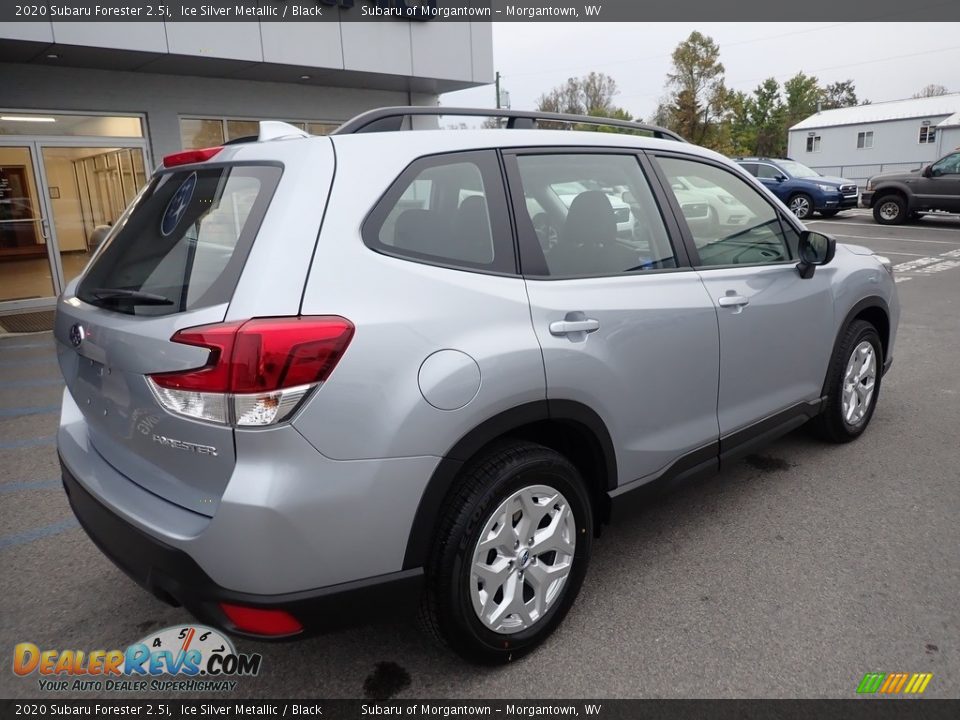 2020 Subaru Forester 2.5i Ice Silver Metallic / Black Photo #4