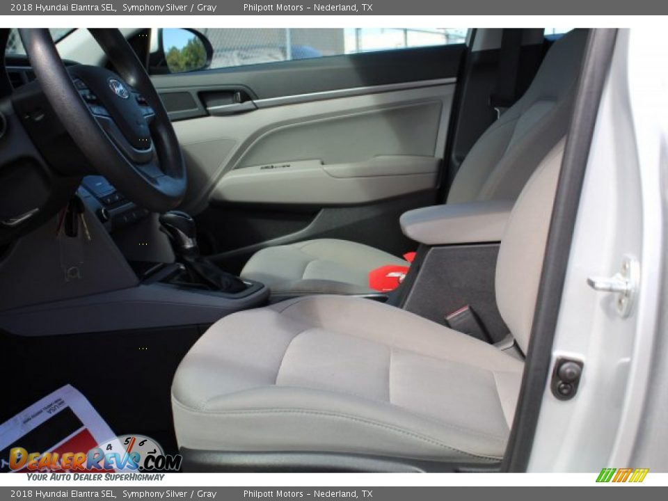 2018 Hyundai Elantra SEL Symphony Silver / Gray Photo #10