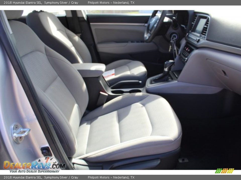 2018 Hyundai Elantra SEL Symphony Silver / Gray Photo #26