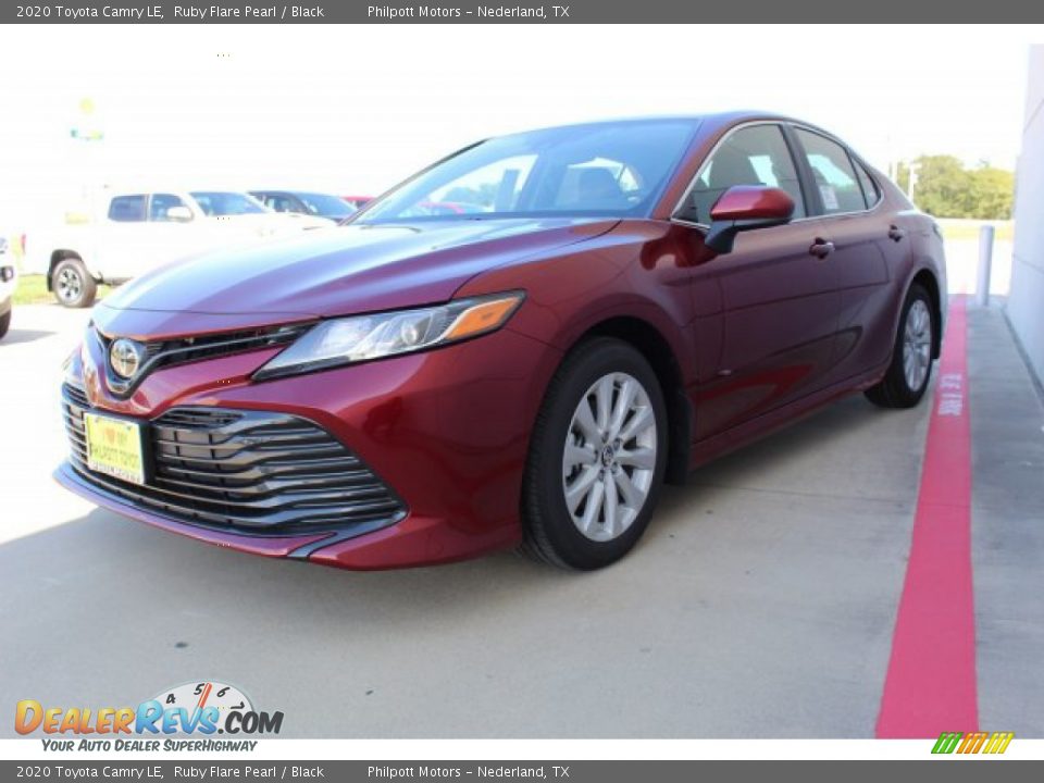 2020 Toyota Camry LE Ruby Flare Pearl / Black Photo #4