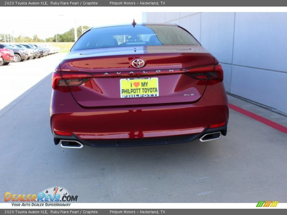 2020 Toyota Avalon XLE Ruby Flare Pearl / Graphite Photo #7