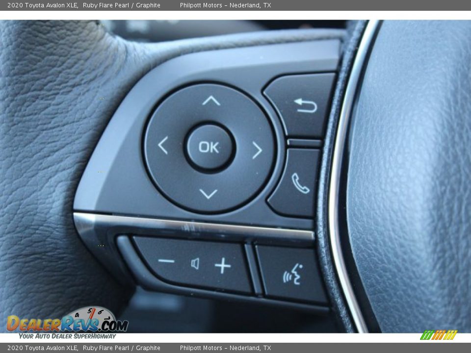 2020 Toyota Avalon XLE Ruby Flare Pearl / Graphite Photo #12