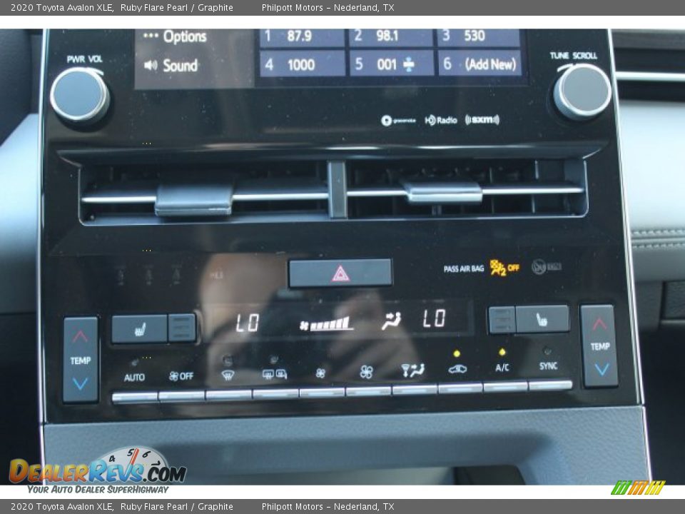 2020 Toyota Avalon XLE Ruby Flare Pearl / Graphite Photo #17