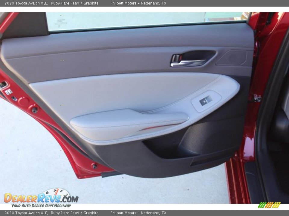 2020 Toyota Avalon XLE Ruby Flare Pearl / Graphite Photo #20