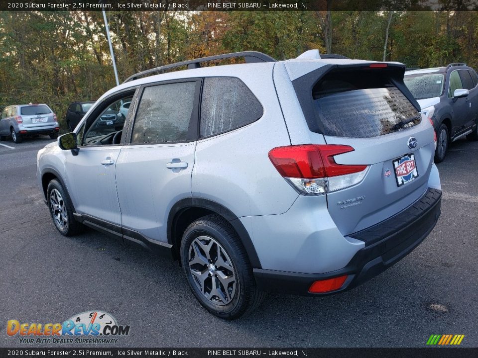 2020 Subaru Forester 2.5i Premium Ice Silver Metallic / Black Photo #4