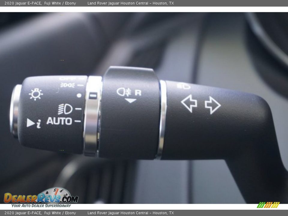2020 Jaguar E-PACE Fuji White / Ebony Photo #27