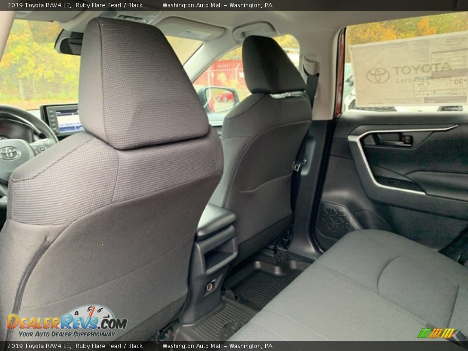 2019 Toyota RAV4 LE Ruby Flare Pearl / Black Photo #8