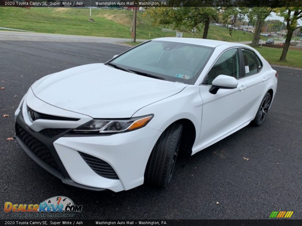 2020 Toyota Camry SE Super White / Ash Photo #3