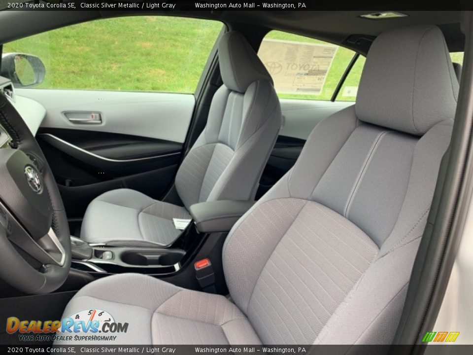 Front Seat of 2020 Toyota Corolla SE Photo #5