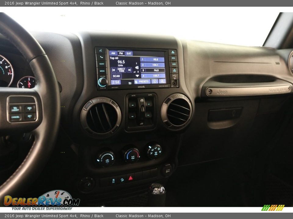 2016 Jeep Wrangler Unlimited Sport 4x4 Rhino / Black Photo #9