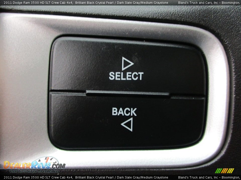 2011 Dodge Ram 3500 HD SLT Crew Cab 4x4 Brilliant Black Crystal Pearl / Dark Slate Gray/Medium Graystone Photo #18