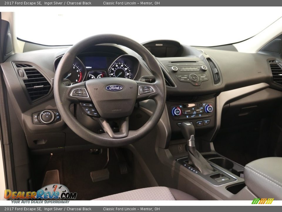 2017 Ford Escape SE Ingot Silver / Charcoal Black Photo #6