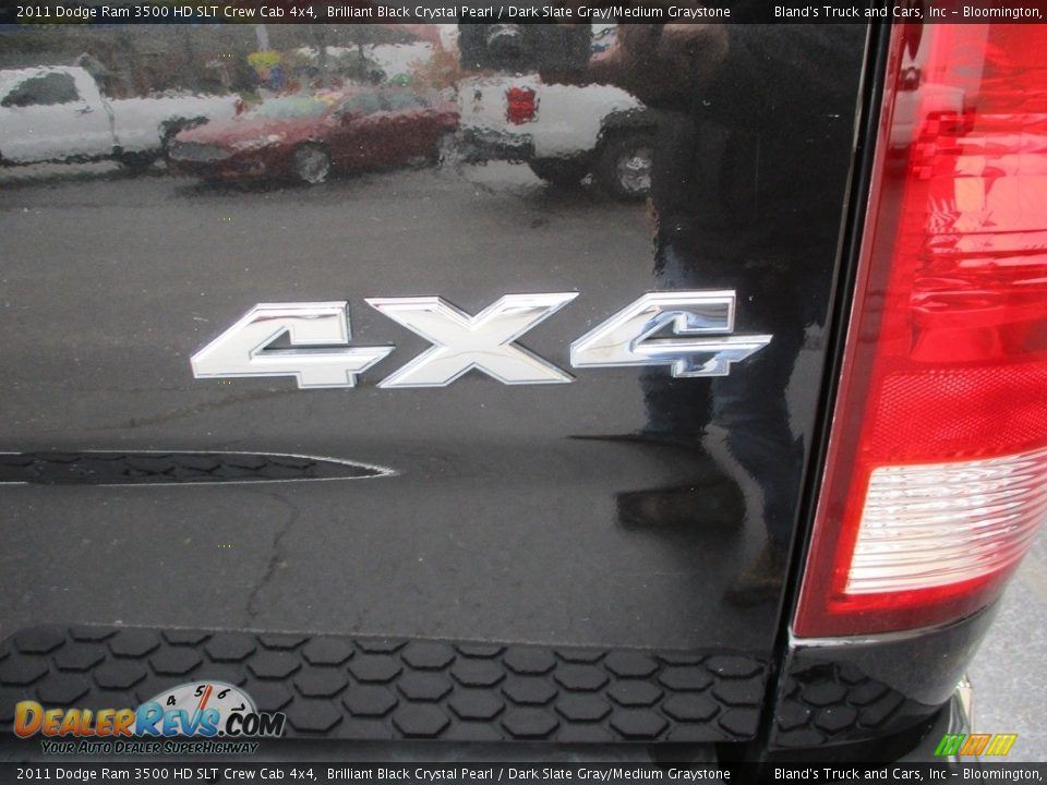 2011 Dodge Ram 3500 HD SLT Crew Cab 4x4 Brilliant Black Crystal Pearl / Dark Slate Gray/Medium Graystone Photo #34