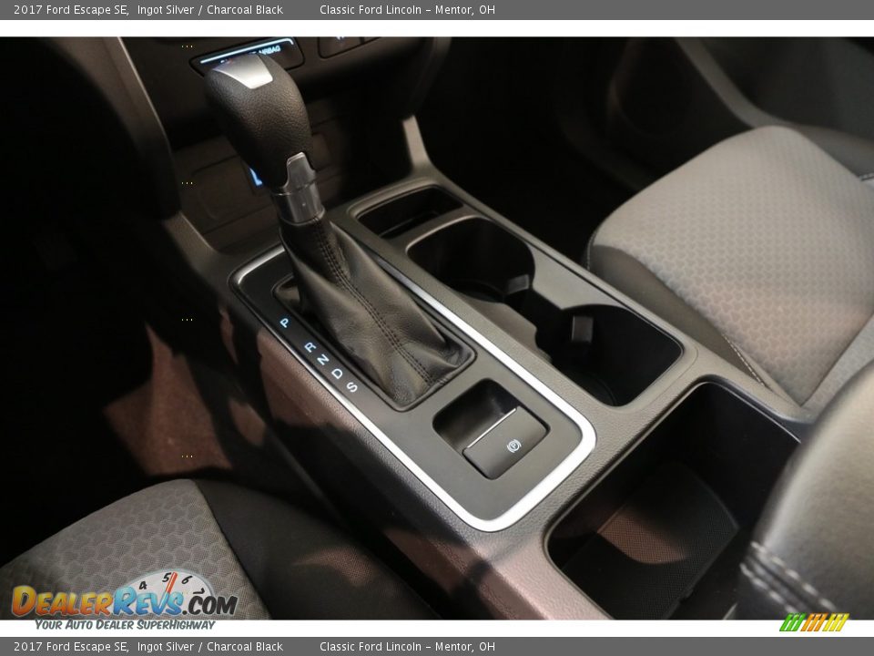 2017 Ford Escape SE Ingot Silver / Charcoal Black Photo #12