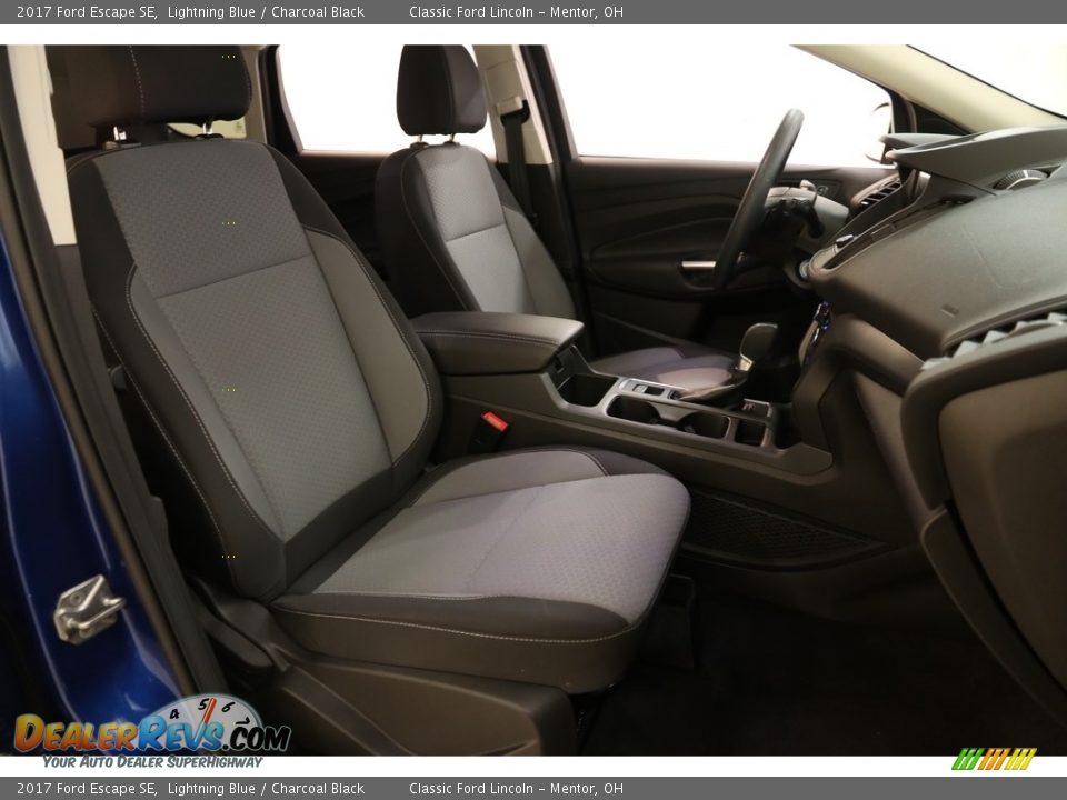 2017 Ford Escape SE Lightning Blue / Charcoal Black Photo #14