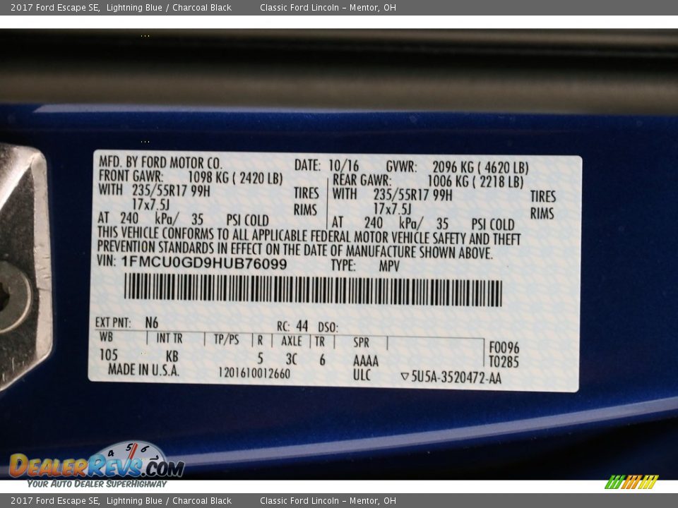 2017 Ford Escape SE Lightning Blue / Charcoal Black Photo #19