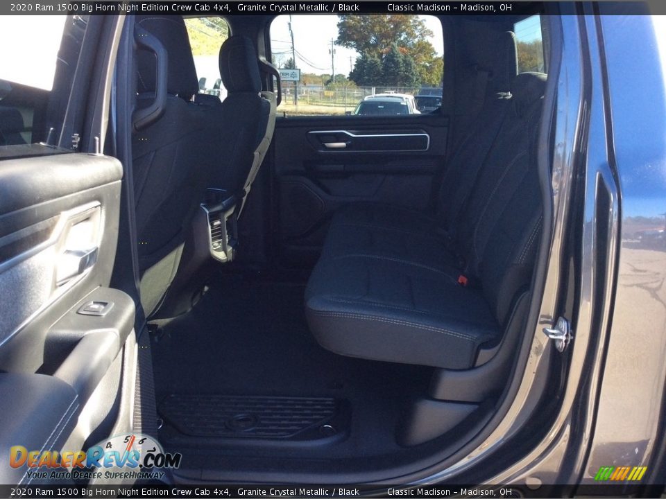 2020 Ram 1500 Big Horn Night Edition Crew Cab 4x4 Granite Crystal Metallic / Black Photo #17