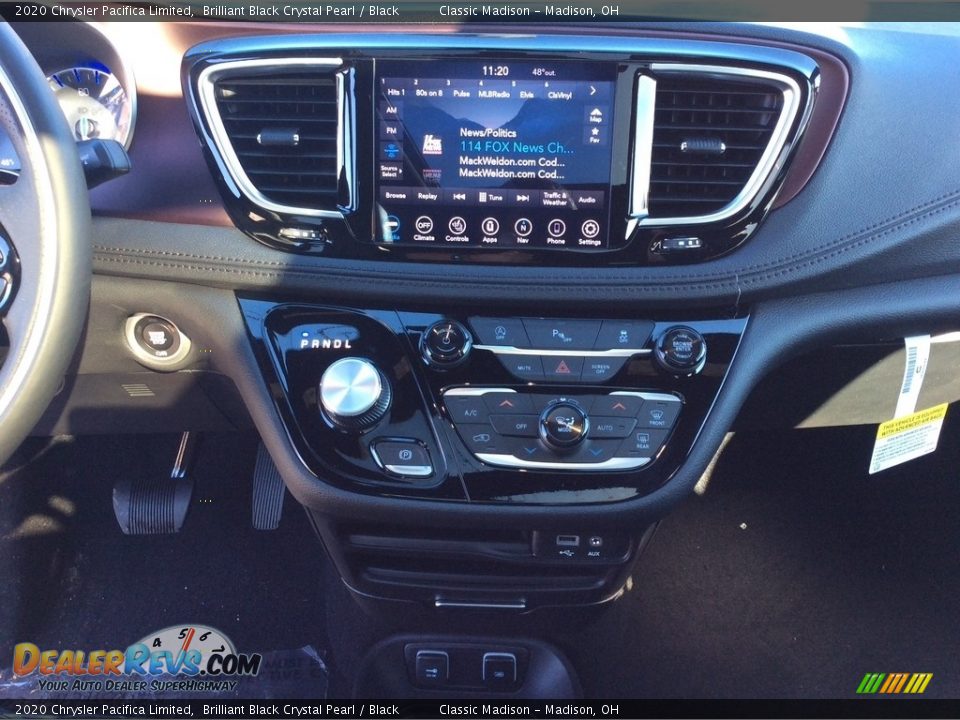 2020 Chrysler Pacifica Limited Brilliant Black Crystal Pearl / Black Photo #13