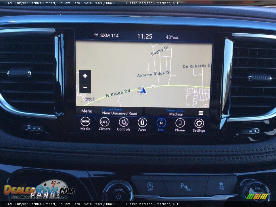 2020 Chrysler Pacifica Limited Brilliant Black Crystal Pearl / Black Photo #15