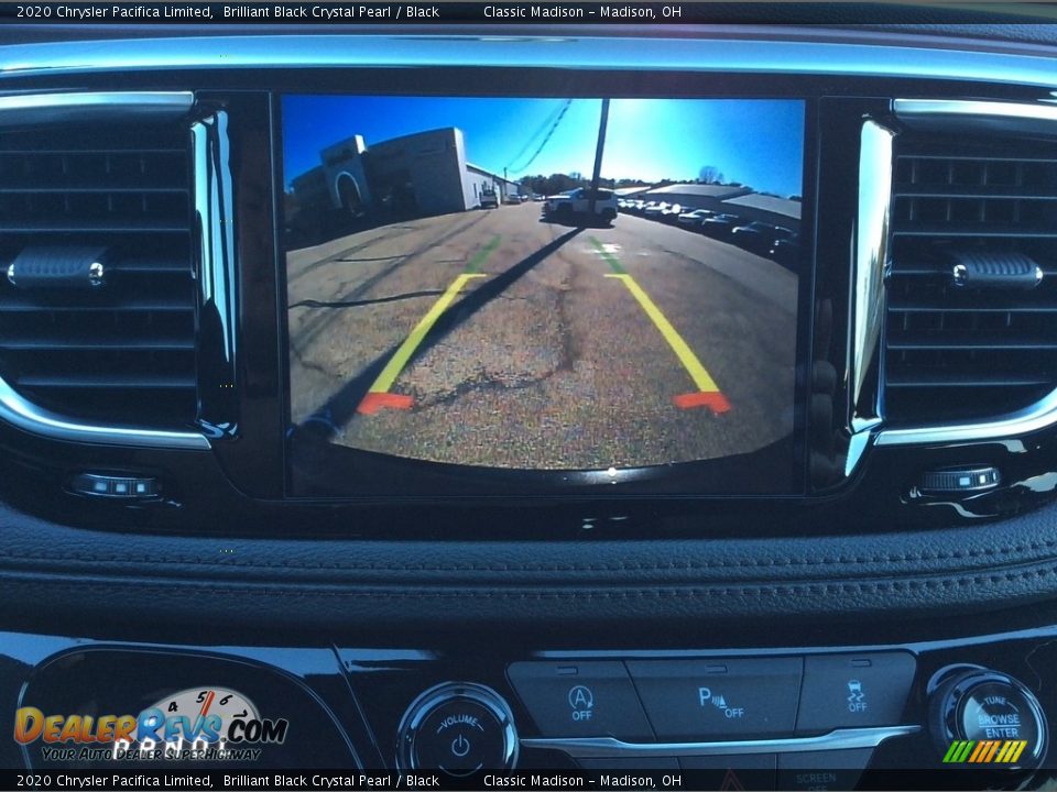 2020 Chrysler Pacifica Limited Brilliant Black Crystal Pearl / Black Photo #16