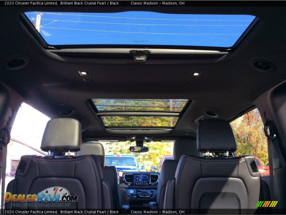 2020 Chrysler Pacifica Limited Brilliant Black Crystal Pearl / Black Photo #19
