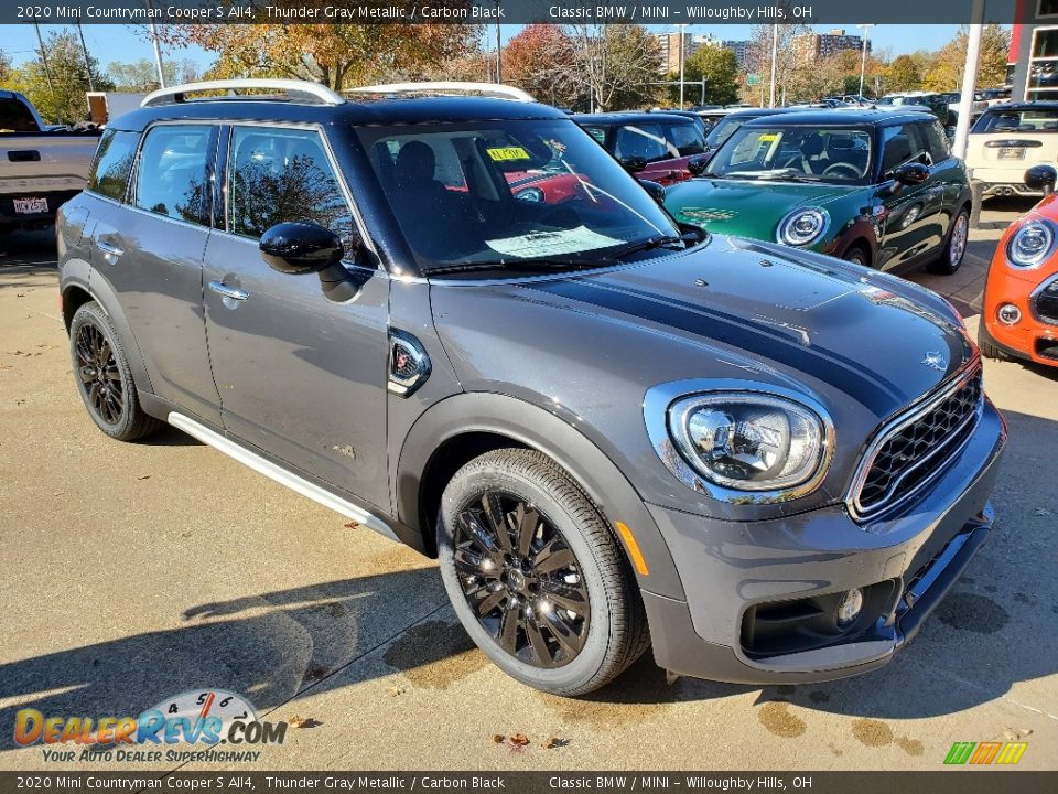 Front 3/4 View of 2020 Mini Countryman Cooper S All4 Photo #1